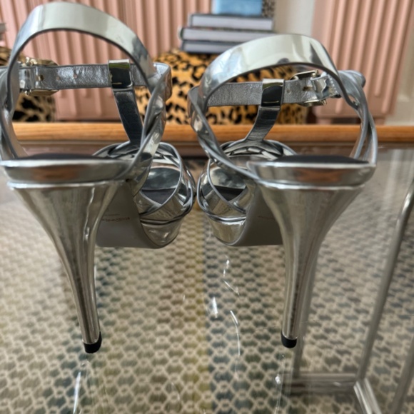 SAINT LAURENT TRIBUTE 75 PATENT PLATFORM SANDAL - Picture 4 of 8